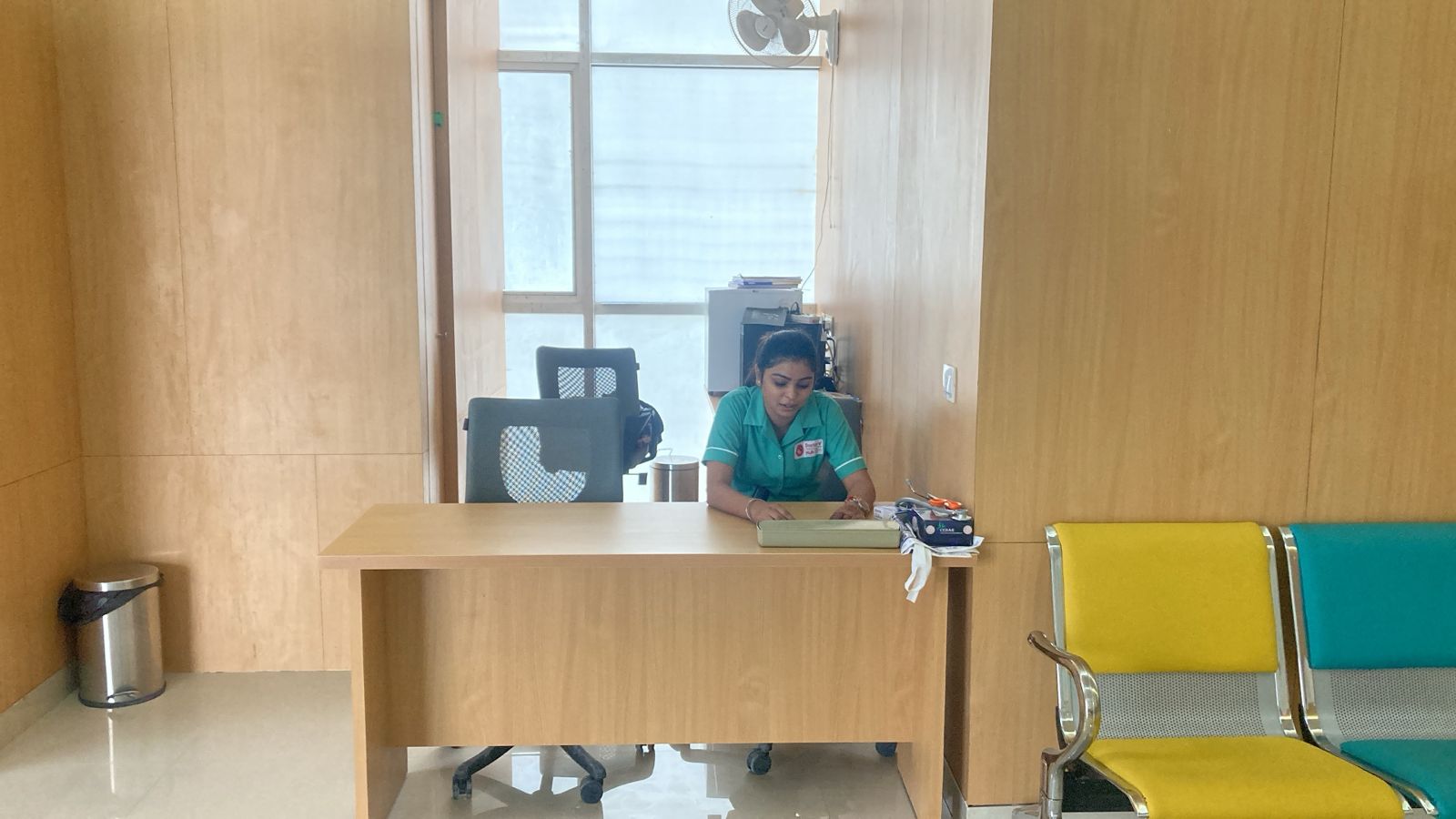 doctors hub new clinic gurugram reception